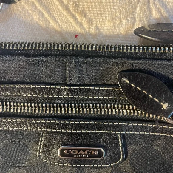 Coach Black Signature Messenger Bag - Picture 2 of 3